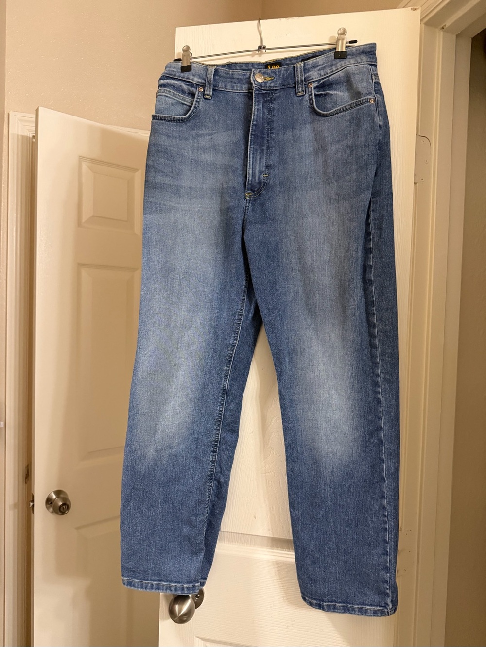 Lee Women's Light Blue Straight-Leg Jeans